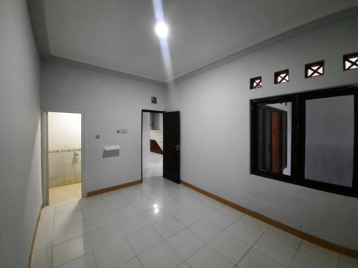 Disewakan Rumah di Dahlia Loka Graha Raya Bintaro - Foto 4