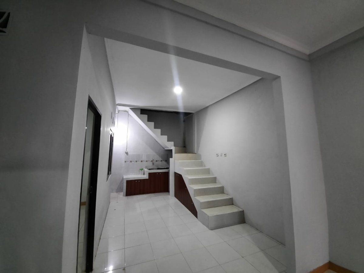 Disewakan Rumah di Dahlia Loka Graha Raya Bintaro - Foto 3