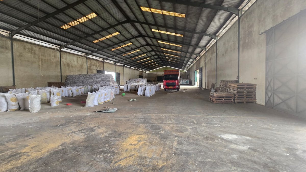 Gudang atau Pabrik Bagus Zona Industri Dekat Pintu Tol Karanganyar Solo - Foto 4