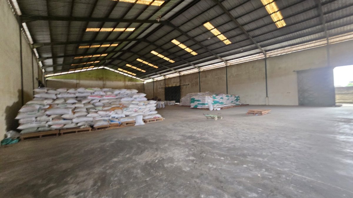 Gudang atau Pabrik Bagus Zona Industri Dekat Pintu Tol Karanganyar Solo - Foto 2