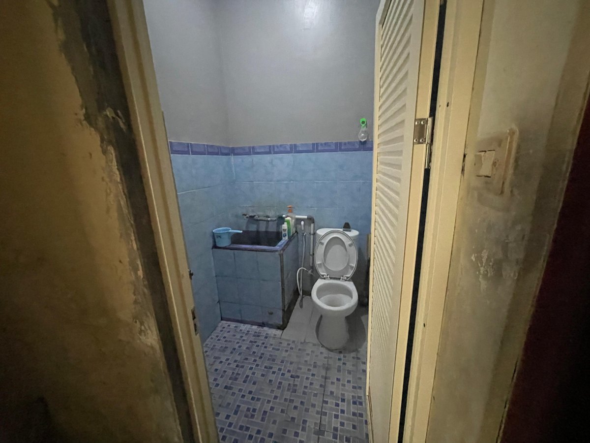 Rumah Nyaman dengan Harga Menarik di Sumber Banjarsari Surakarta - Foto 11