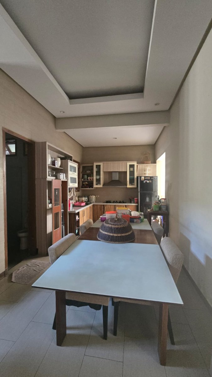 Rumah Mewah Siap Huni di Cluster Elite Gentan Solo - Foto 10