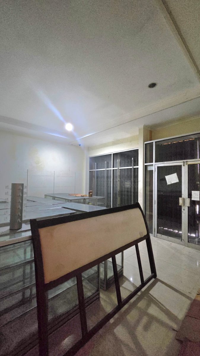 Ruko atau ruang usaha dekat pintu tol kkodran solo - Foto 5