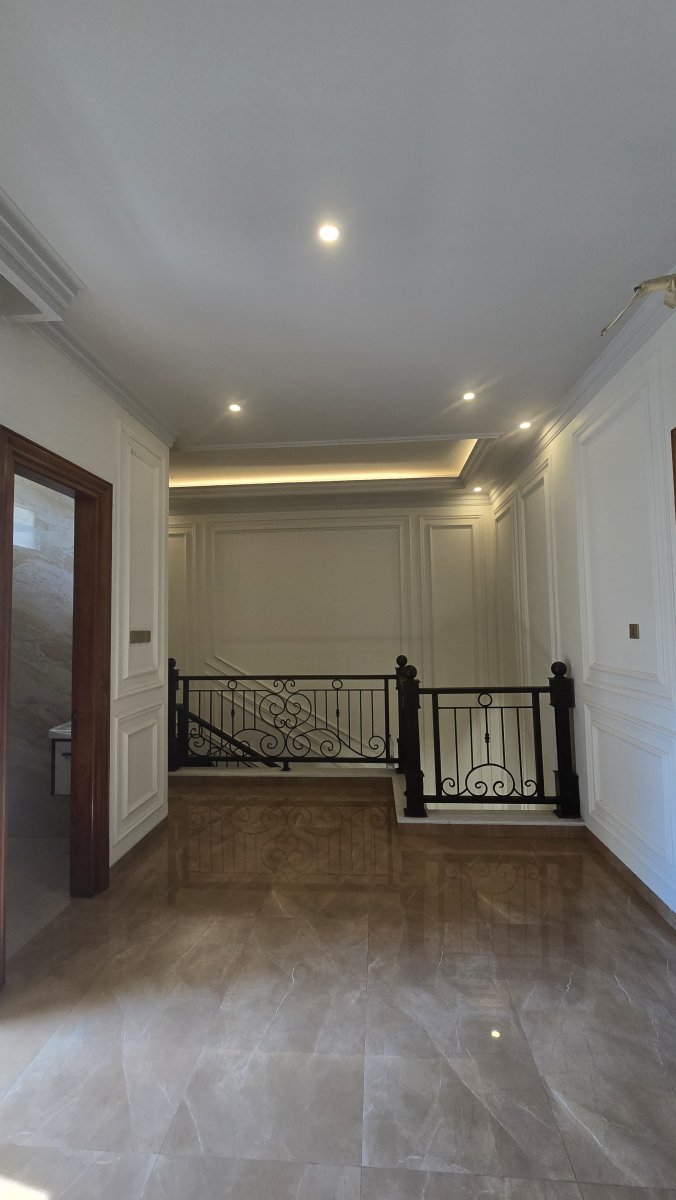 Rumah Mewah Baru American Style dekat Ringroad Jogja - Foto 12