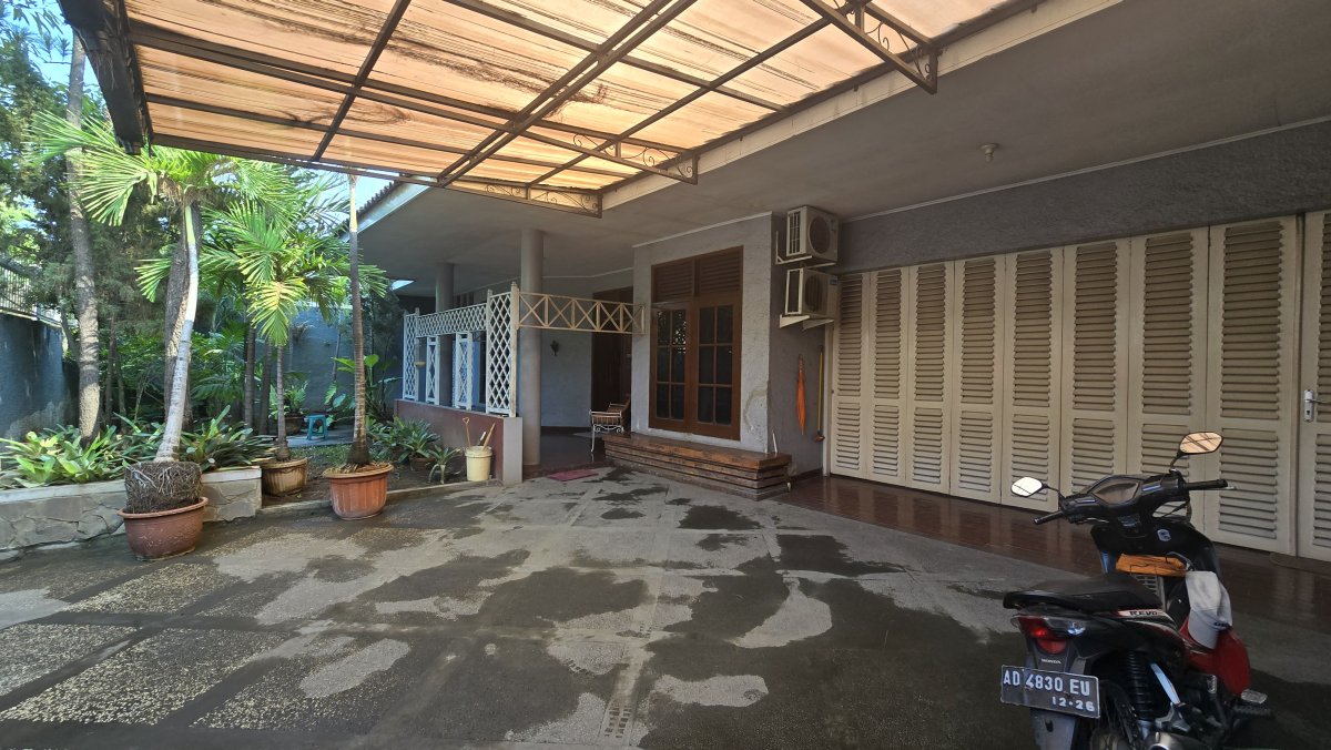 Rumah Mewah Bangunan Berkualitas di Pasar Kliwon Solo - Foto 7