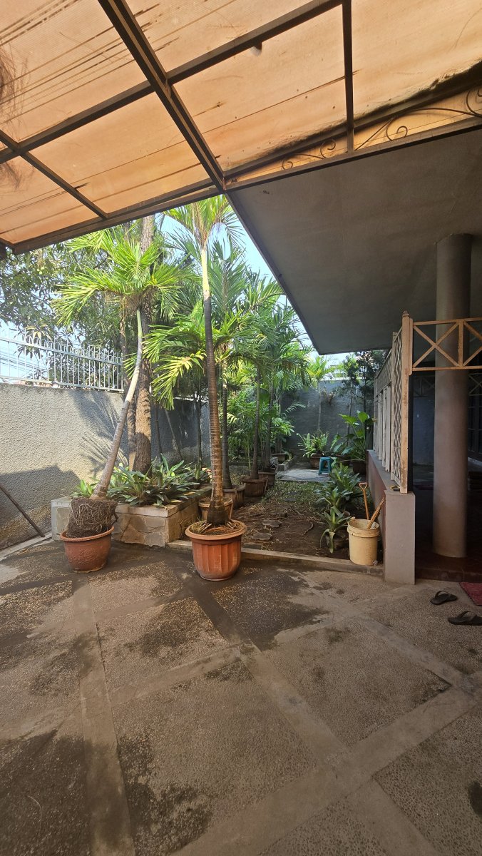 Rumah Mewah Bangunan Berkualitas di Pasar Kliwon Solo - Foto 15