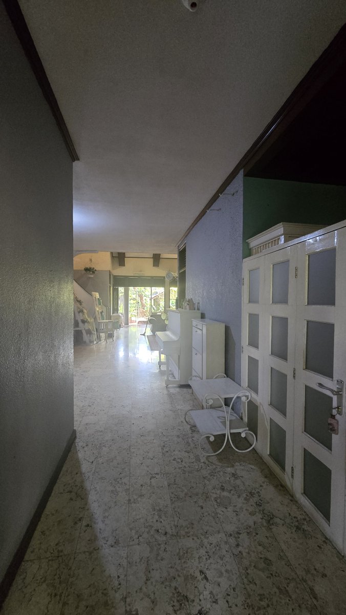 Rumah Mewah Bangunan Berkualitas di Pasar Kliwon Solo - Foto 6