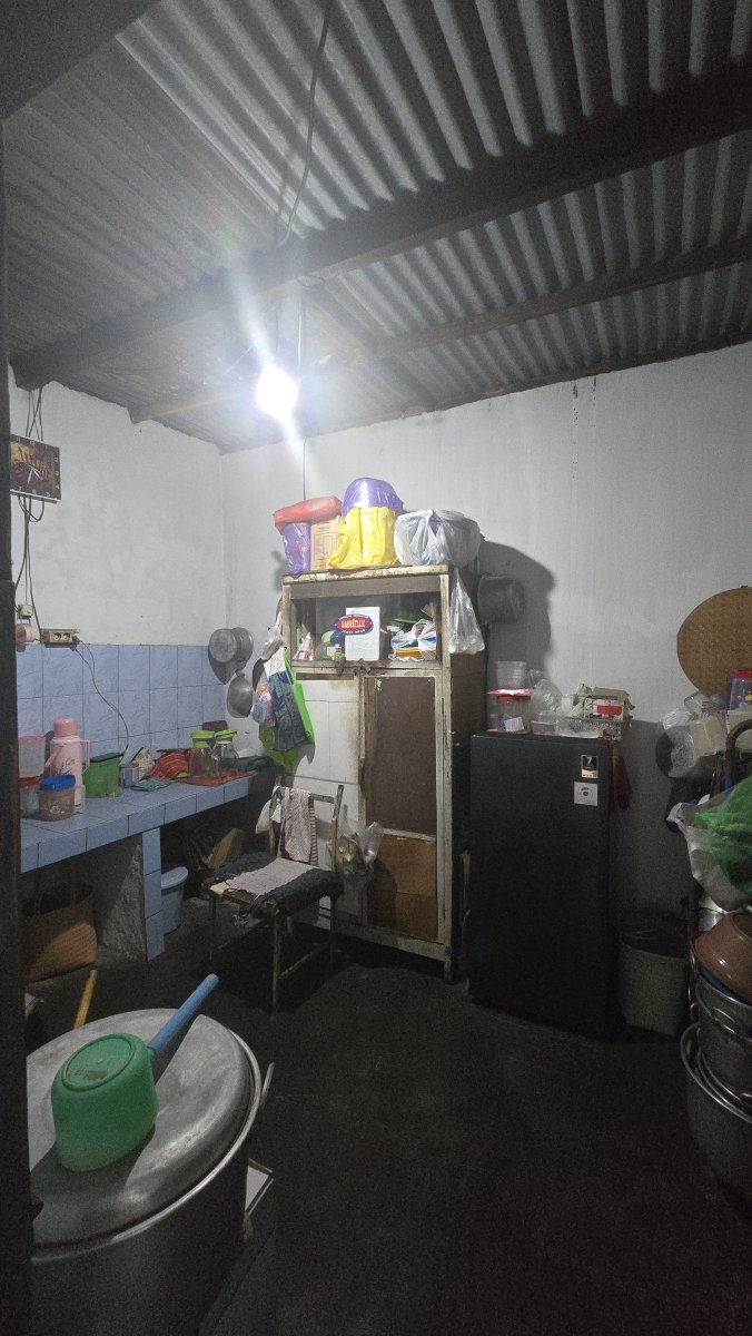 Rumah Hitung Tanah Dekat Jalan Adi Sucipto Jajar Laweyan Solo - Foto 8