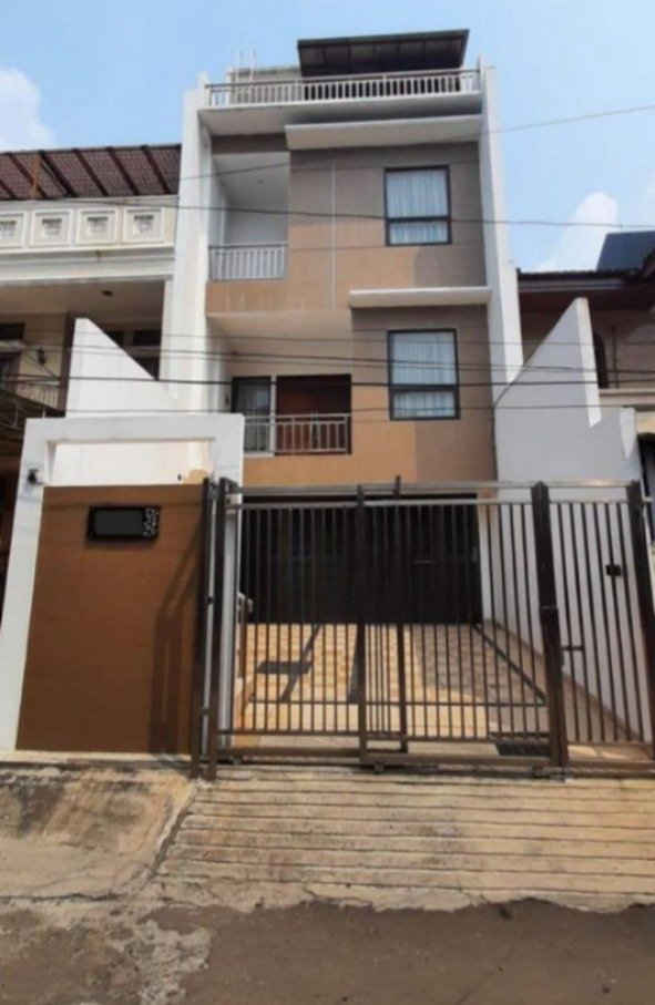 Dijual Rumah Minimalis Sky View Kelapa Gading Timur, Jakarta Utara - Properti | Harcourts