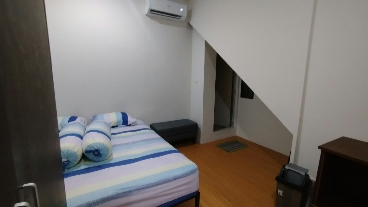 Dijual Rumah Untuk Kos 4 Kamar Siap Huni di dalam Cluster, Duta Bintaro - Foto 7