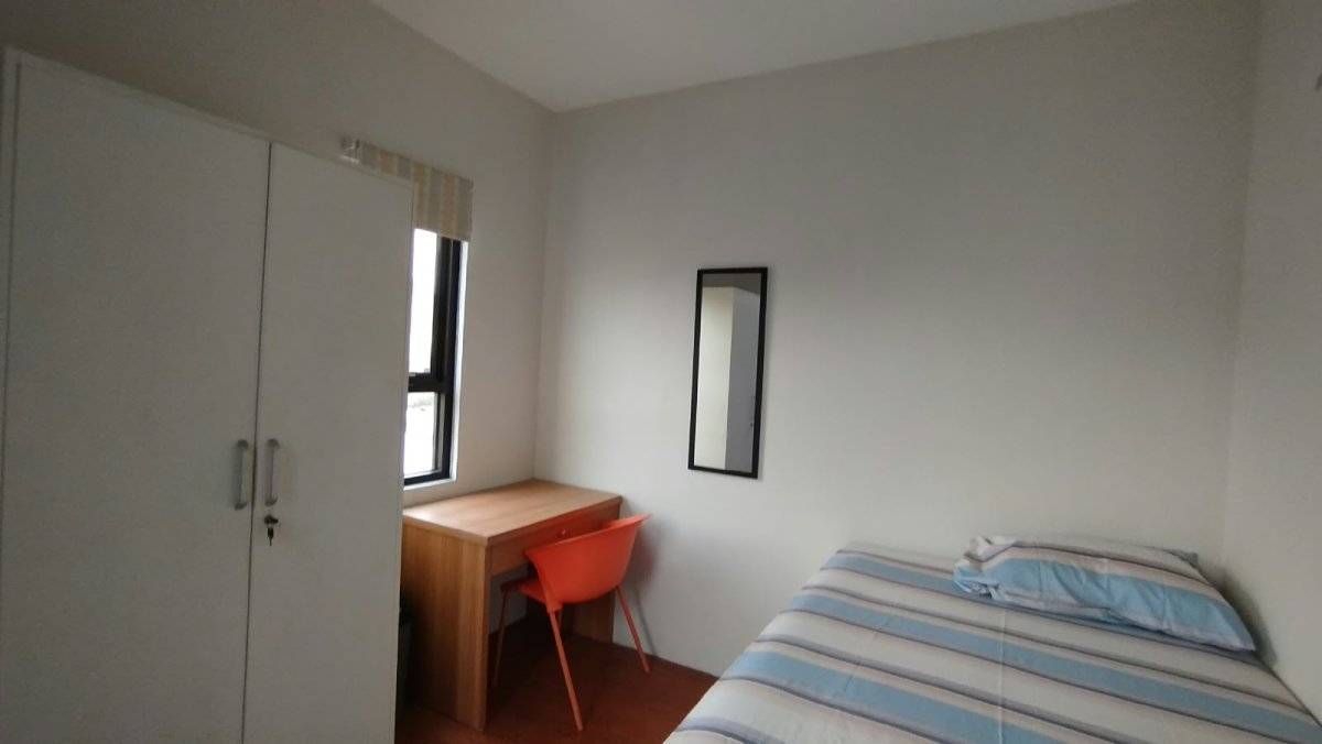 Dijual Rumah Untuk Kos 4 Kamar Siap Huni di dalam Cluster, Duta Bintaro - Foto 12