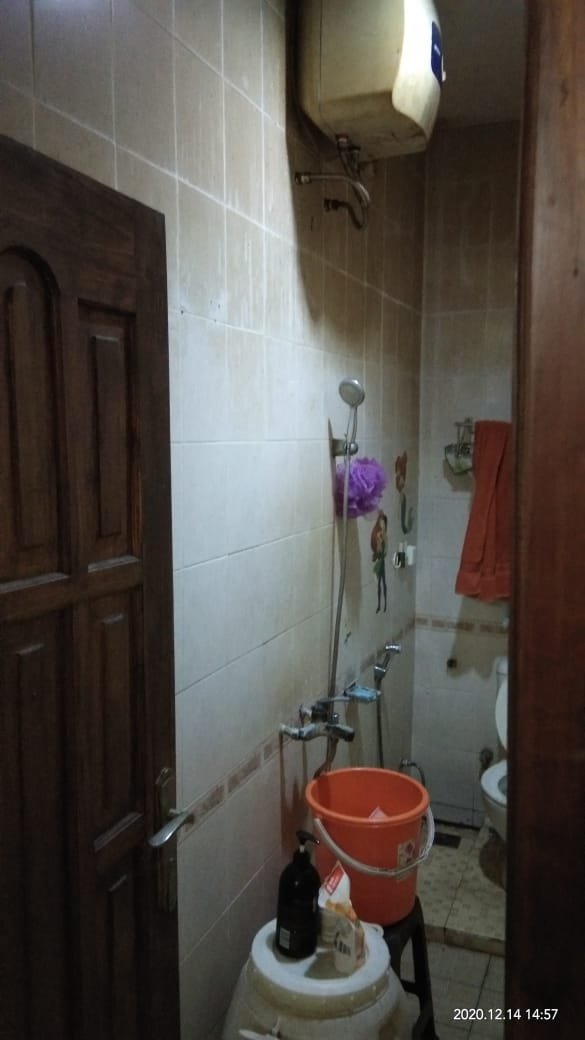 Dijual Rumah 2 Lantai Strategis di Bintaro Sektor 1, Pinggir Jalan Hidup, Cocok untuk Tempat Tinggal & Usaha - Foto 5