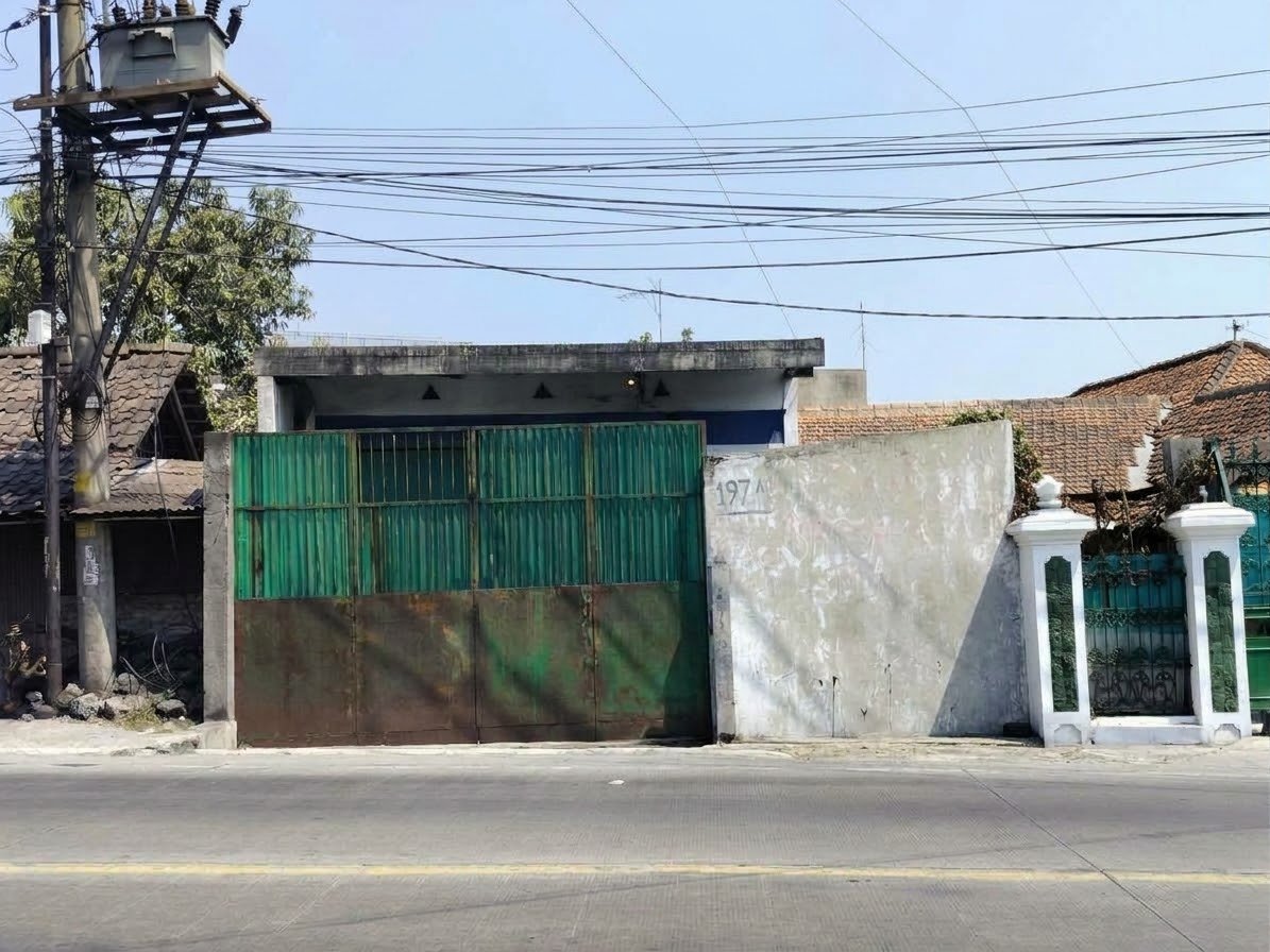 Gudang Pinggir Jalan Sumpah Pemuda Mojosongo Solo - Properti | Harcourts