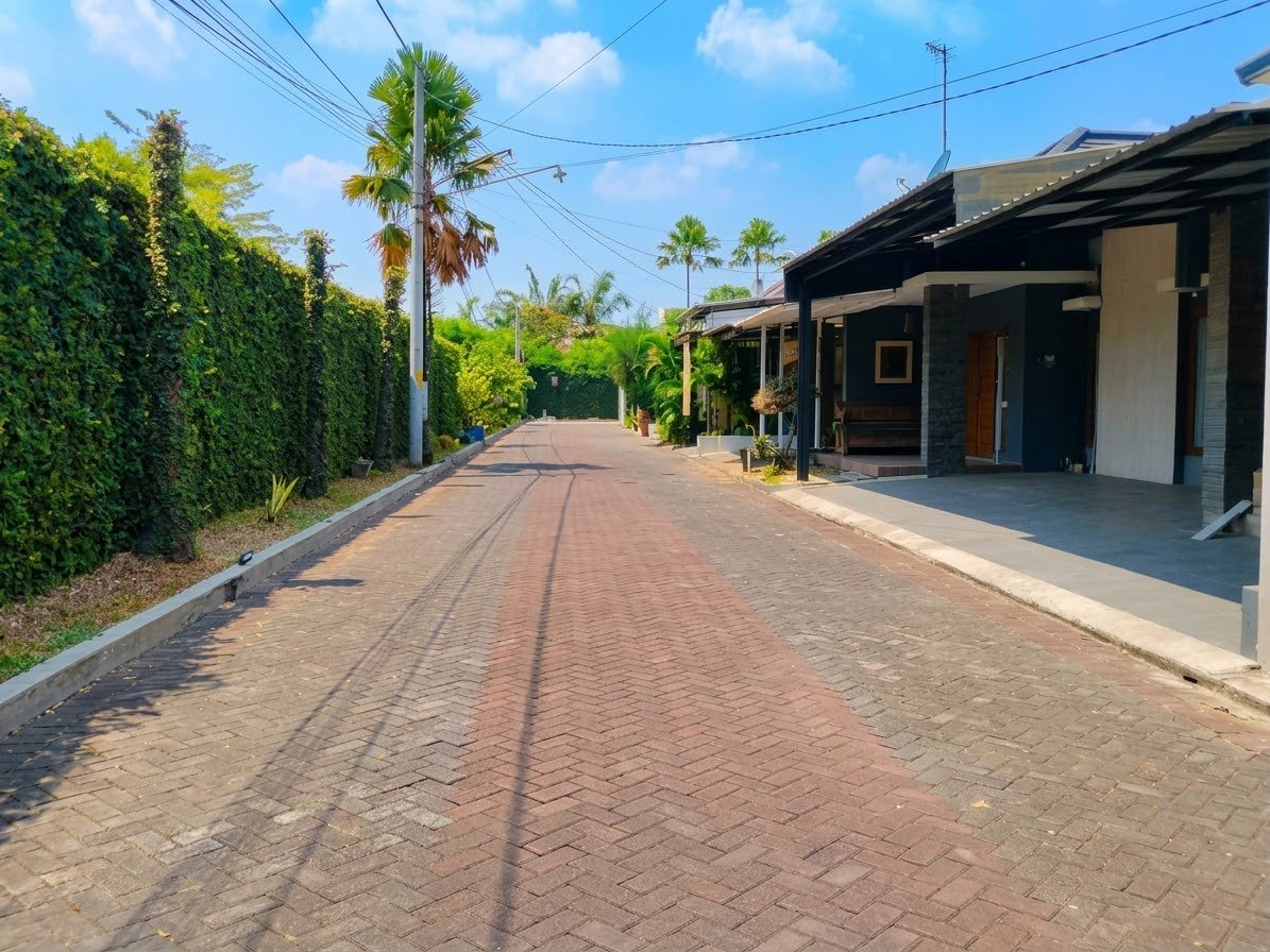 Rumah Minimalis Modern Siap Huni di Cluster Elite Gentan Solo - Foto 3
