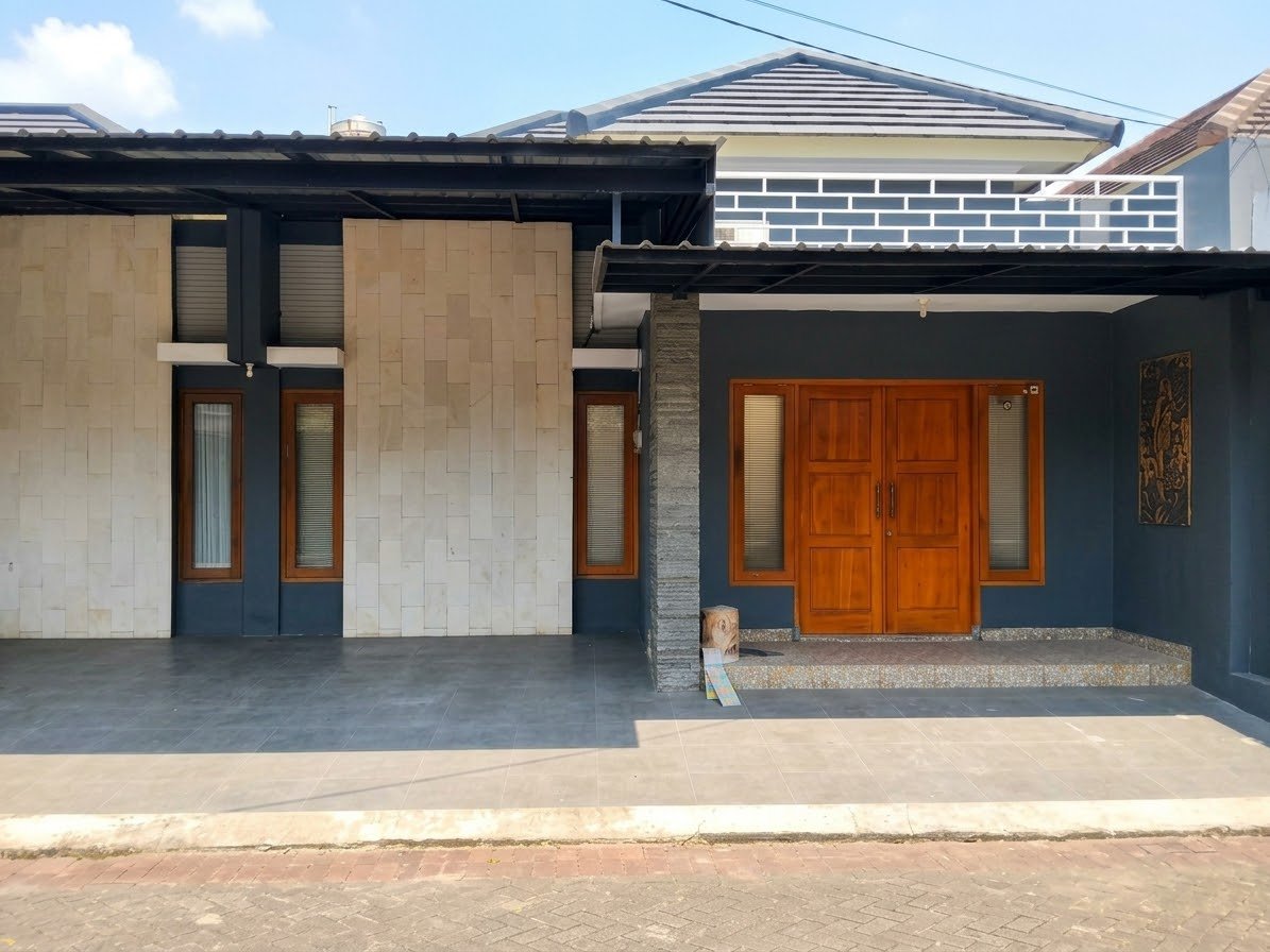 Rumah Minimalis Modern Siap Huni di Cluster Elite Gentan Solo - Properti | Harcourts