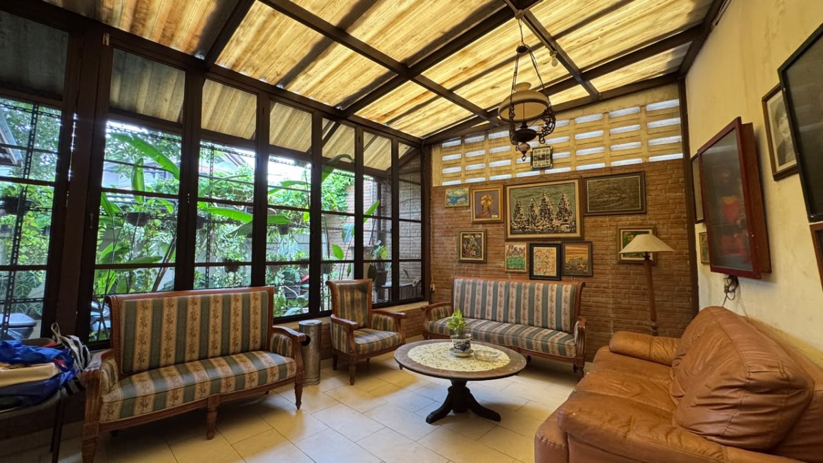 Dijual Rumah Besar Kokoh Pinggir Jalan Bintaro Sektor 3 - Foto 5