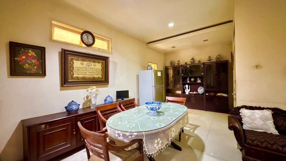 Dijual Rumah Besar Kokoh Pinggir Jalan Bintaro Sektor 3 - Foto 7