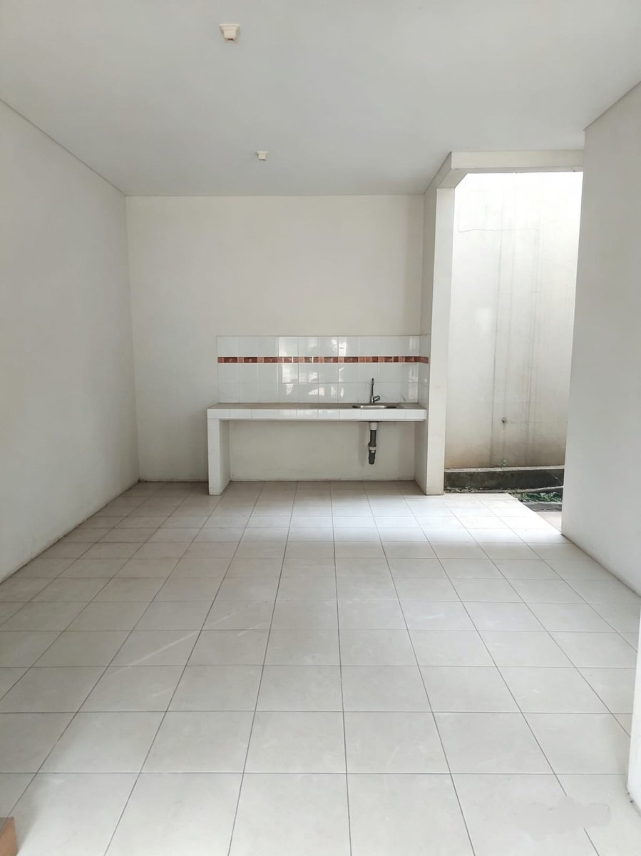 Sewa Rumah 2 lantai di Cluster Puri Botanical Srengseng Kembangan Jakarta Barat GN - Foto 2