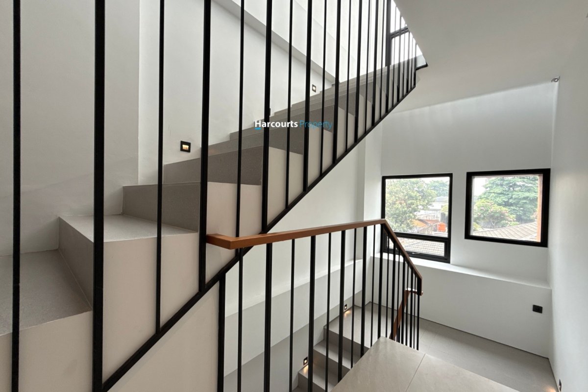Dijual Rumah Brand New Modern Kontemporer Area Kemang - Foto 2