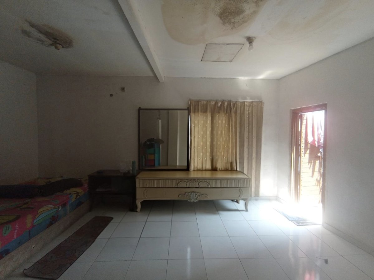 Dijual Cepat Ruko 2 Lantai Strategis Siap Pakai Dekat Swalayan Laris, Kartasura - Foto 4
