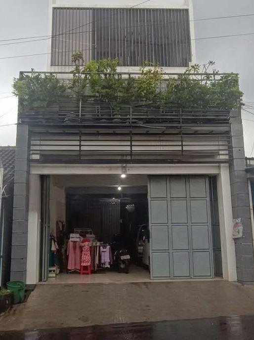Rumah 2,5 Lantai Cocok untuk Usaha di Wonorejo, Dekat Jayawijaya Mojosongo - Foto 2