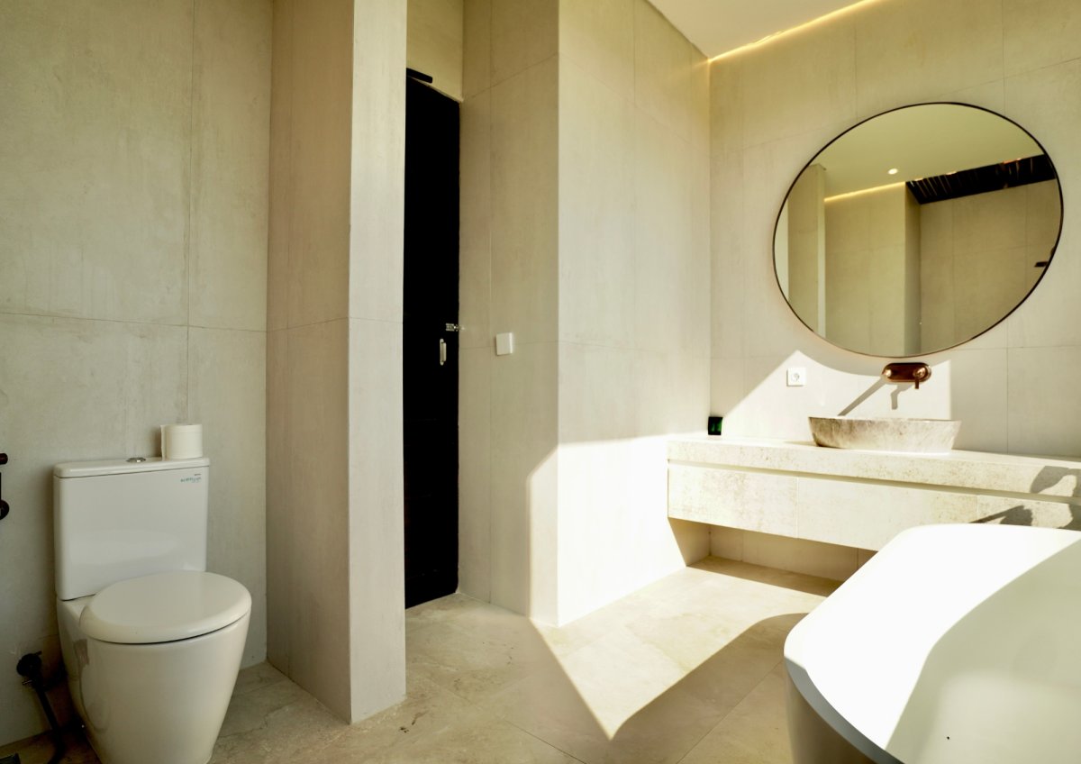 For Sale 4-Bedroom Villa With Rooftop Pool & Ocean View - Foto 14