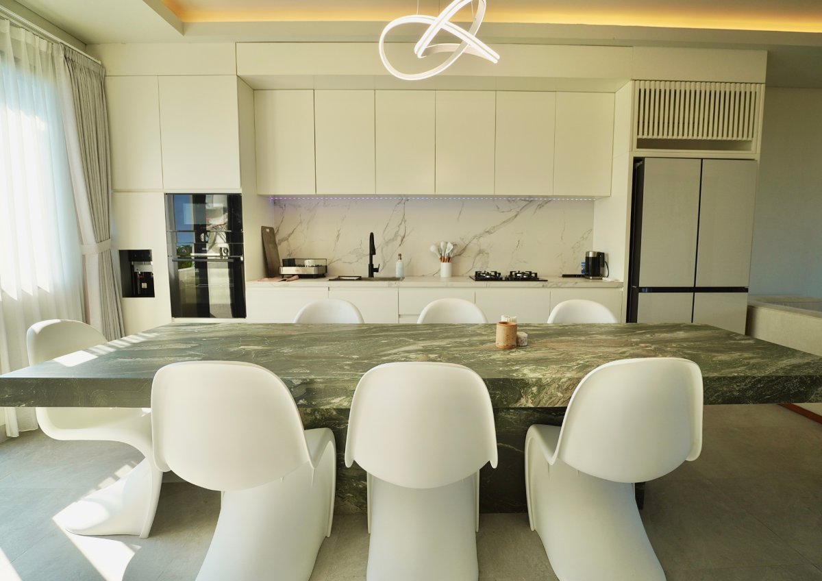 For Sale 4-Bedroom Villa With Rooftop Pool & Ocean View - Foto 6