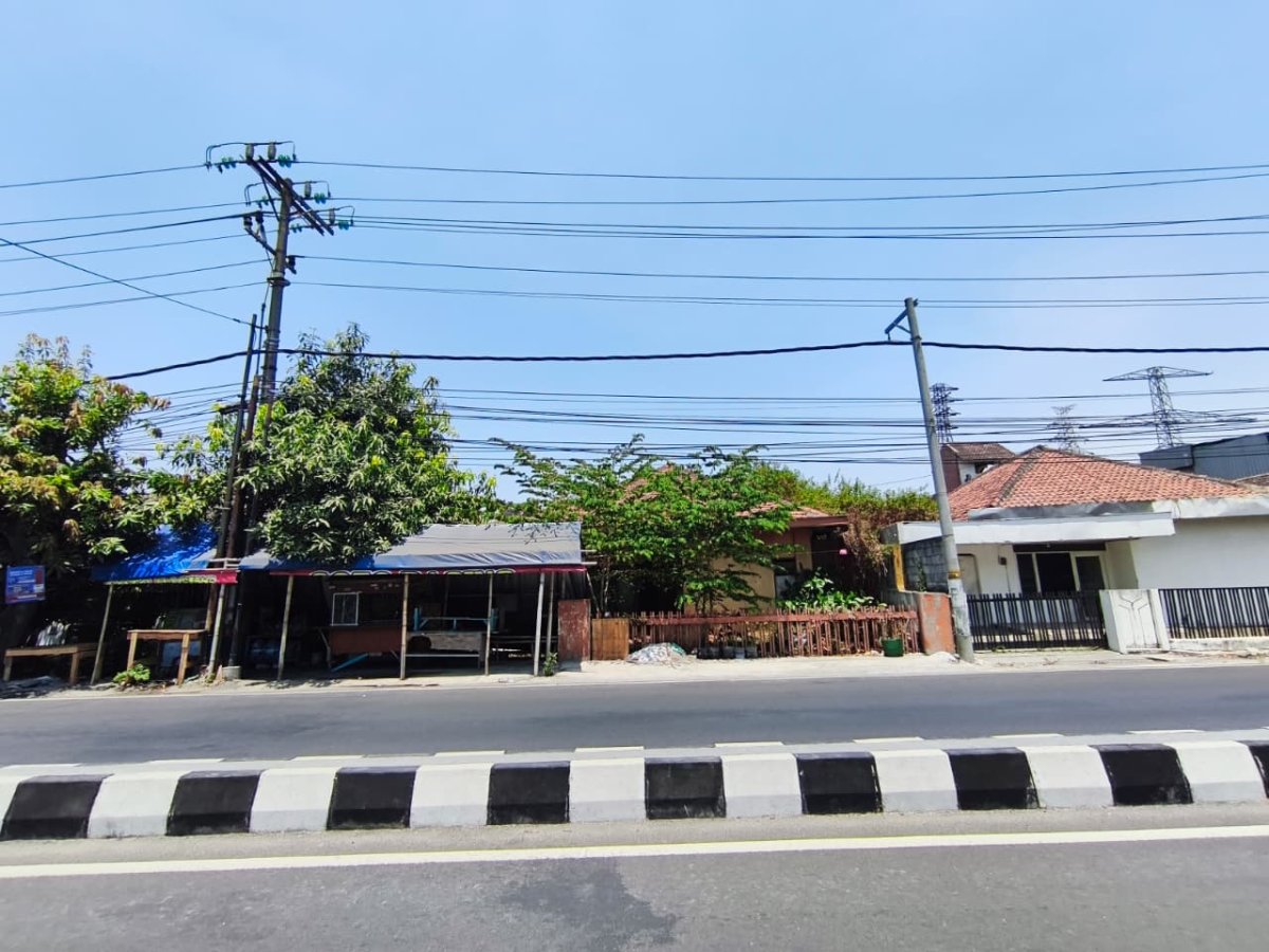 Tanah Sangat Strategis di Jalan Dr. Soeharso, Solo - Foto 3