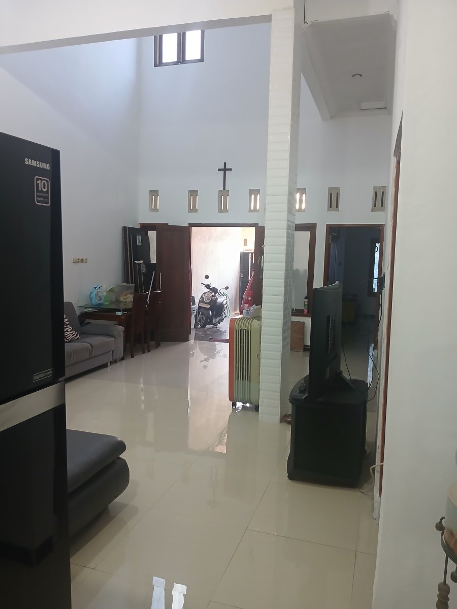 Rumah Bagus Siap Huni di Perumahan Colomadu Belakang Hotel Alana - Foto 11