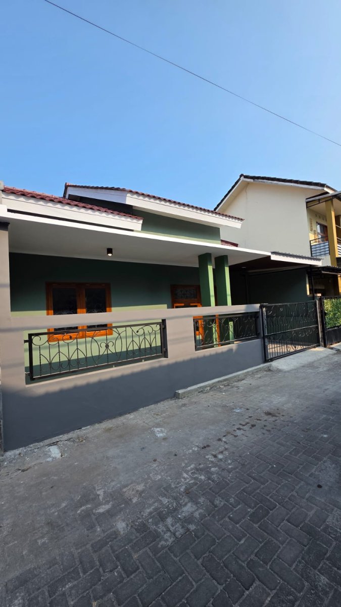 Rumah Bagus Bangunan Baru di Perumahan Blulukan, Colomadu - Foto 10