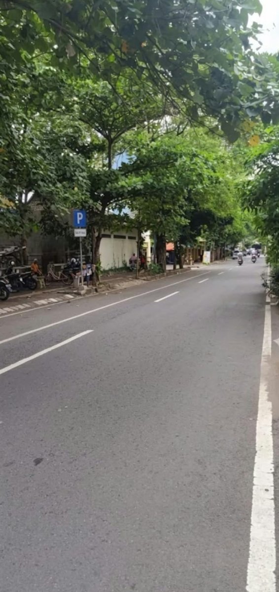 Ruko / Ruang Usaha Strategis di Jl. Perintis Kemerdekaan, Laweyan, Solo - Foto 2