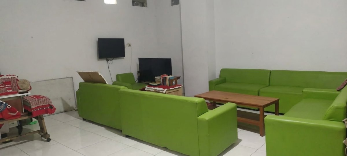 Ruko / Ruang Usaha Strategis di Jl. Perintis Kemerdekaan, Laweyan, Solo - Foto 4