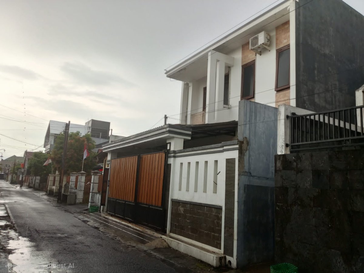 Rumah 2 Lantai Full Furnished di Jajar, Laweyan, Solo - Foto 3