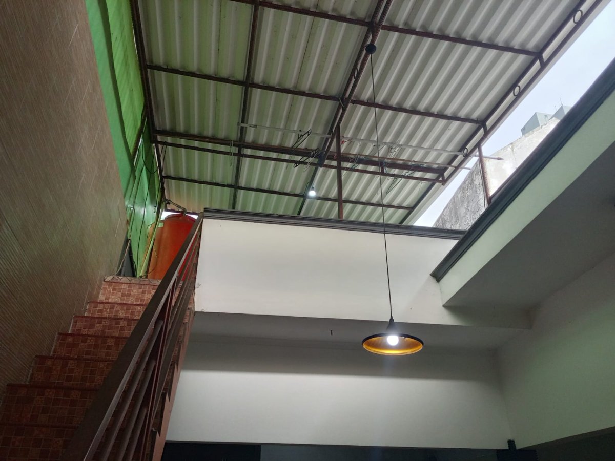 Rumah 2 Lantai Full Furnished di Jajar, Laweyan, Solo - Foto 7