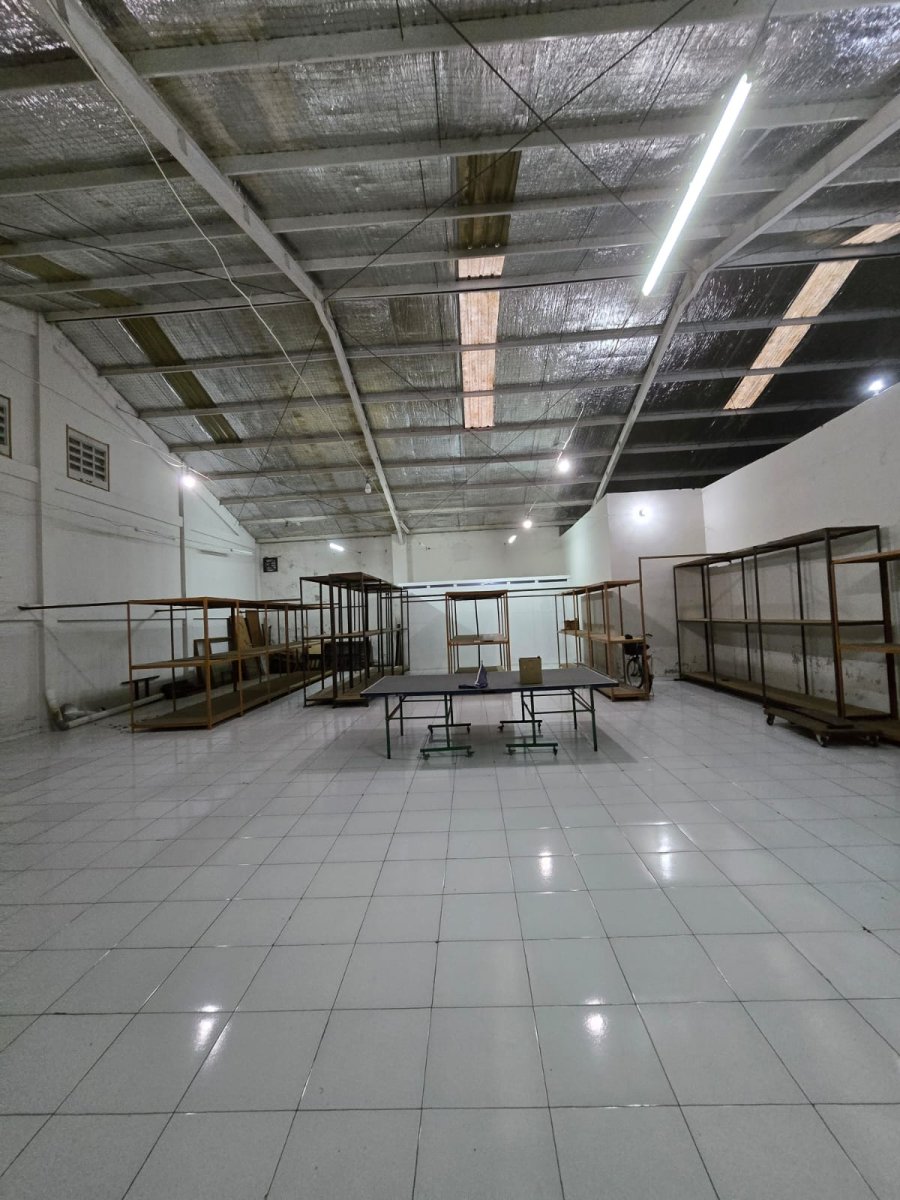 Rumah / Gudang Strategis Siap Pakai di Grogol Indah, Telukan, Grogol - Foto 6
