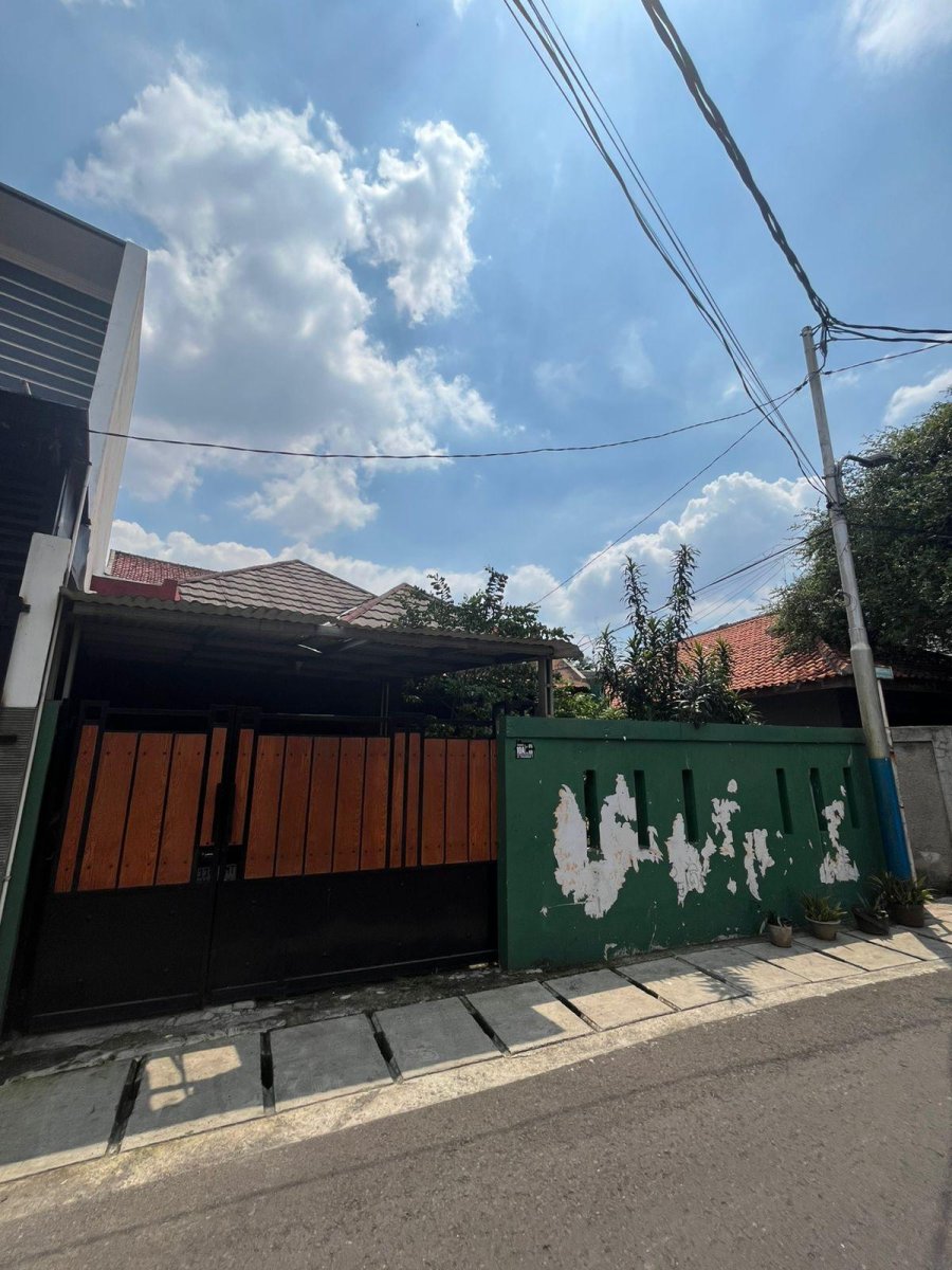 Rumah Strategis Pasar Minggu - Properti | Harcourts