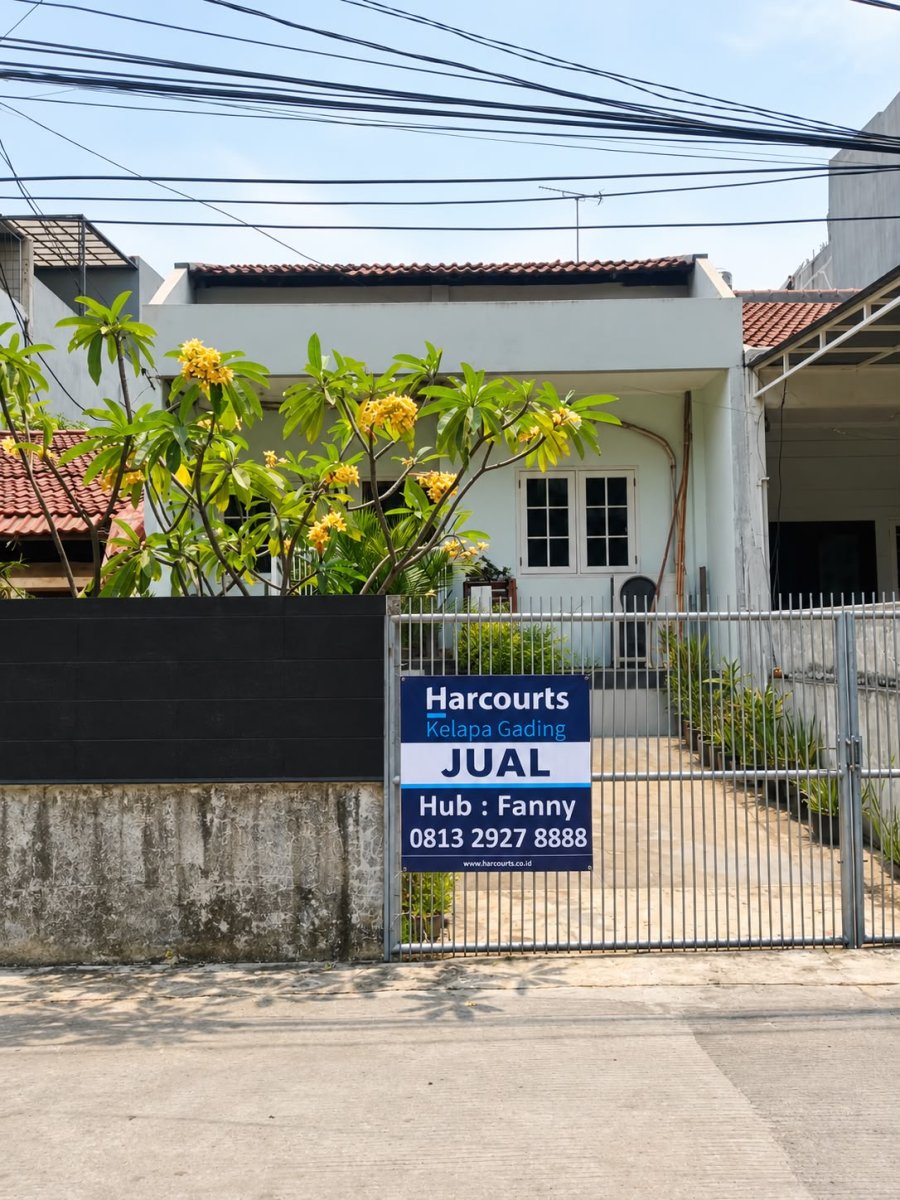 Dijual Rumah Model Studio Besar Sudah Tinggi Dari Jalan Lokasi Jl. Kelapa Hibrida, Kelapa Gading - Jakut - Properti | Harcourts