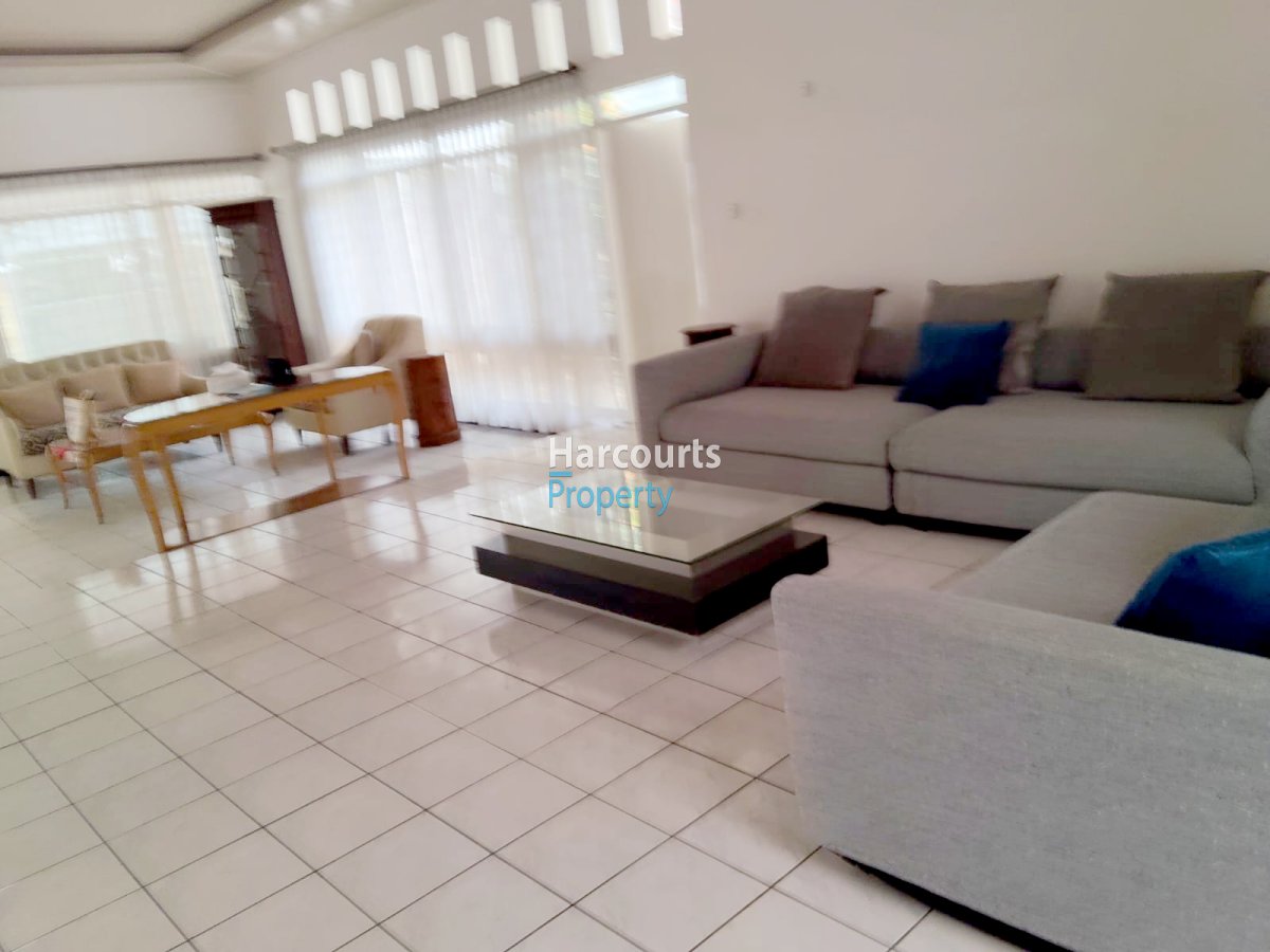 Disewakan Rumah Klasik 1 Lantai Area Kebayoran Baru - Foto 4