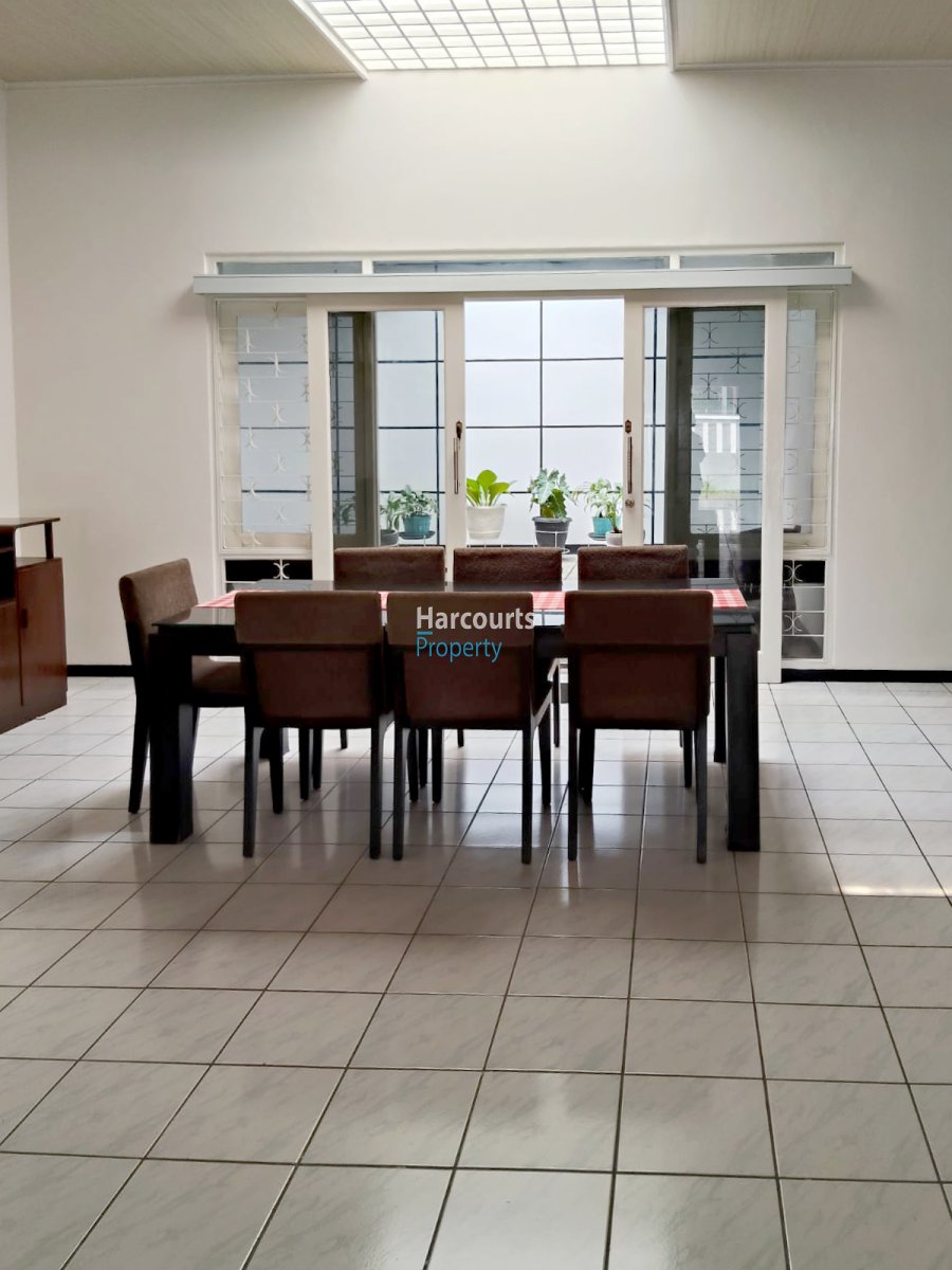 Disewakan Rumah Klasik 1 Lantai Area Kebayoran Baru - Foto 5