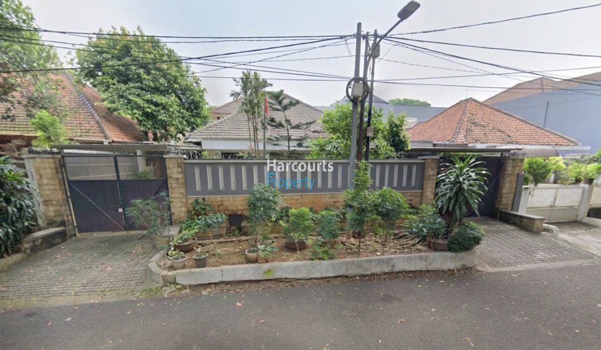 Disewakan Rumah Klasik 1 Lantai Area Kebayoran Baru - Properti | Harcourts