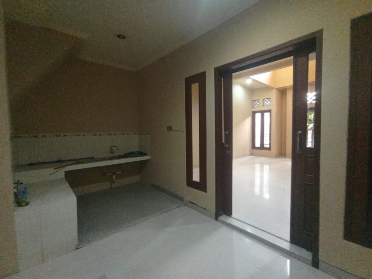 Rumah Baru Murah Dekat Solo Baru - Foto 6