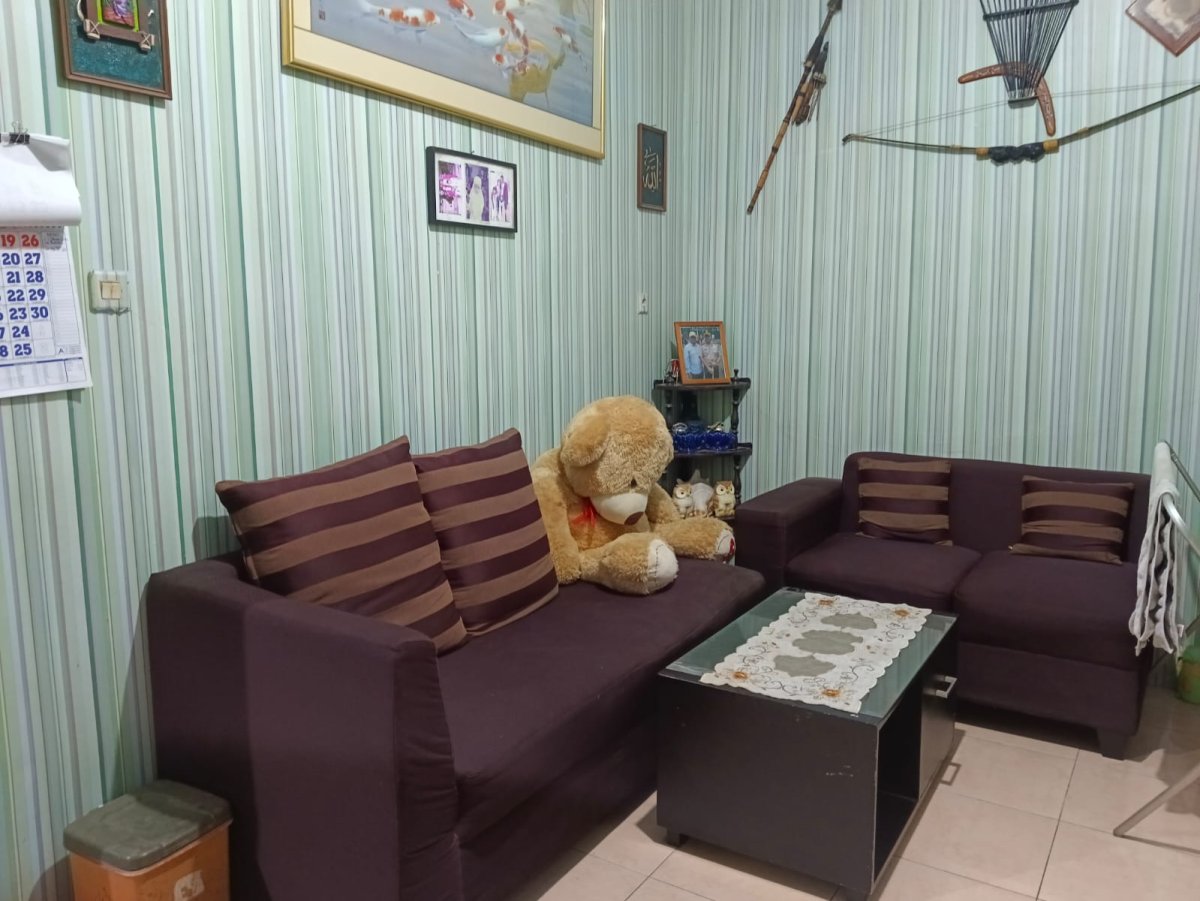 Rumah Siap Huni Cocok Untuk Usaha Kos-kosan Dijual Di Petir Cipondoh - Foto 3
