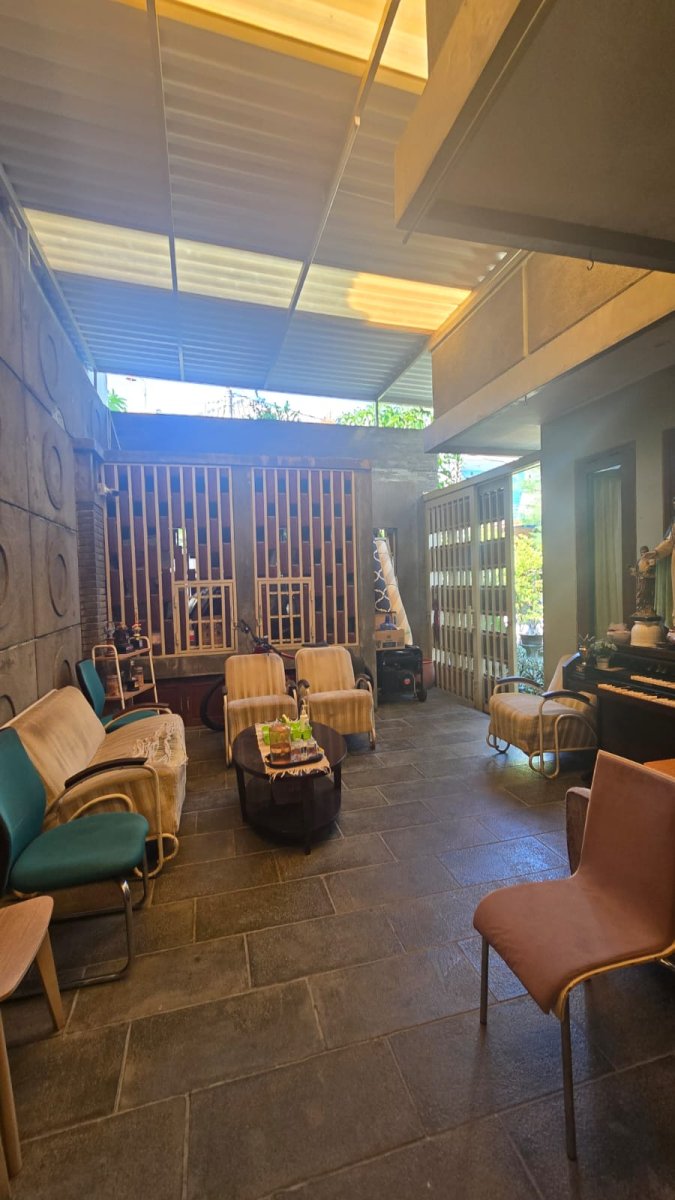 Rumah Bagus Mewah di Cluster Elite Tirtamaya Residence, Gentan, Solo - Foto 12