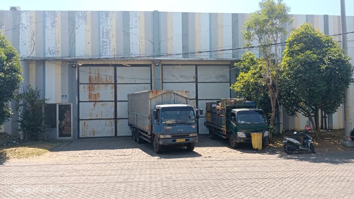 Segera Lelang Gudang Include Pengosongan Safe N Lock Sidoarjo - Properti | Harcourts
