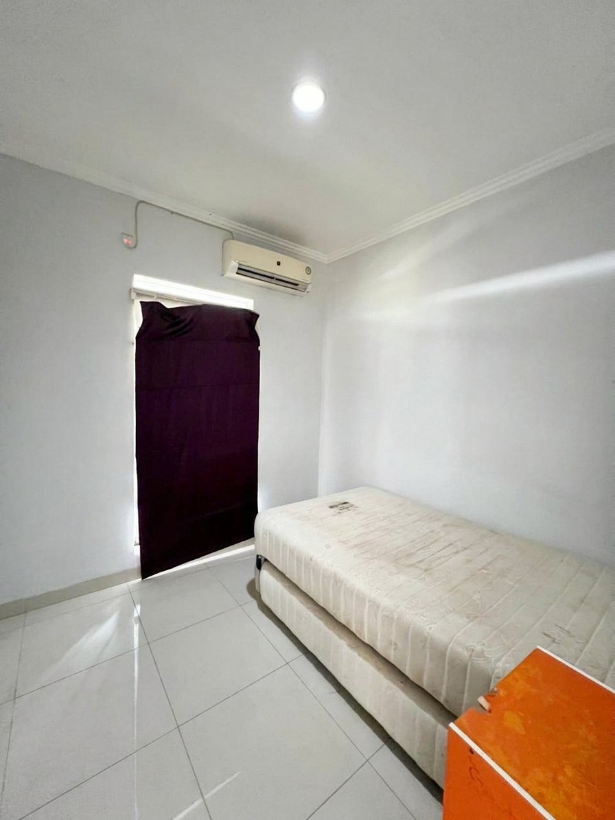 Dijual Rumah 2 Lantai Siap Huni di Komplek Green Village Bintaro - Foto 8