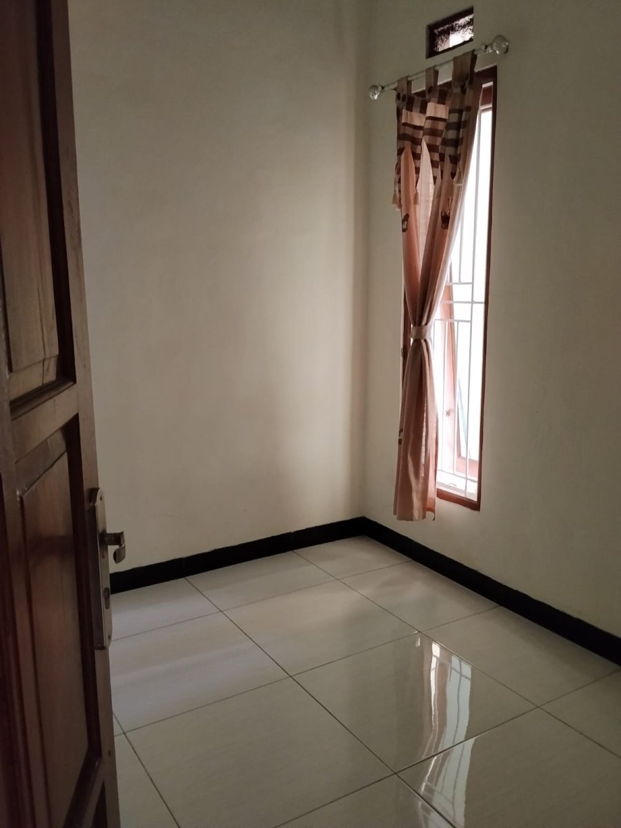 Rumah Bagus Selesai Renovasi Siap Huni di Perumahan Mojosongo, Solo - Foto 11