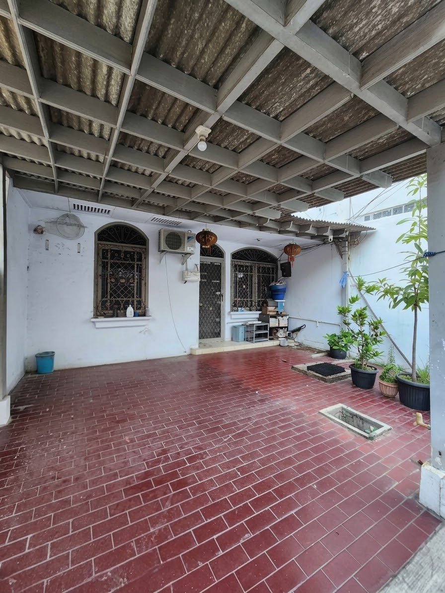 Dijual Rumah Lokasi Strategis di Kelapa Puan, Kelapa Gading - Jakarta Utara - Foto 2