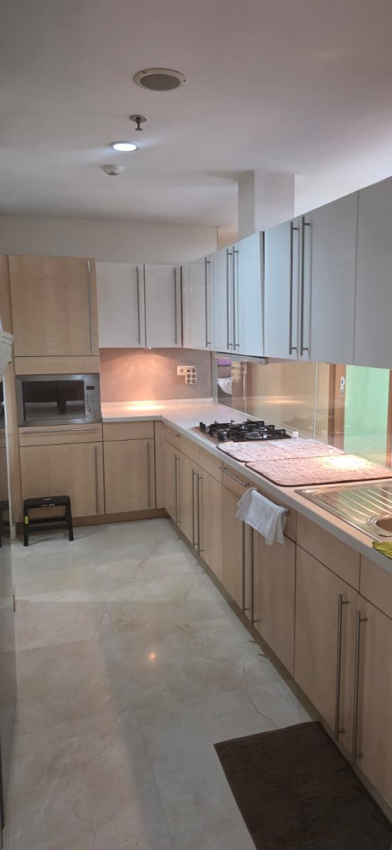 Dijual 1 Unit Apartemen Bagus Dan Rapih Aprt Summit Kelapa Gading, Jakarta Utara - Foto 4