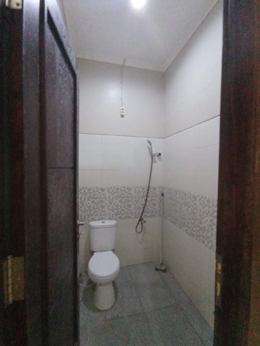 Rumah Bagus Strategis Siap Pakai di Mojosongo, Solo - Foto 10