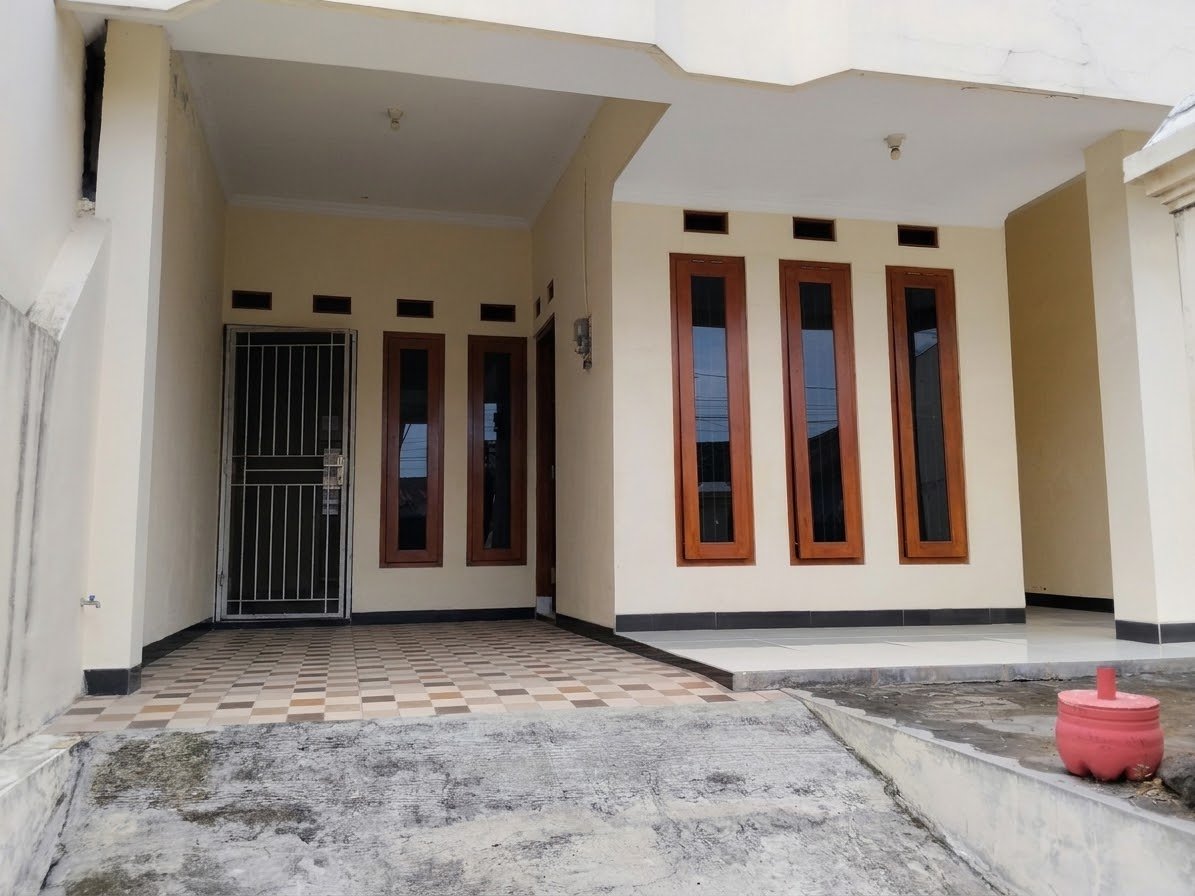 Rumah Bagus Selesai Renovasi Siap Huni di Perumahan Mojosongo, Solo